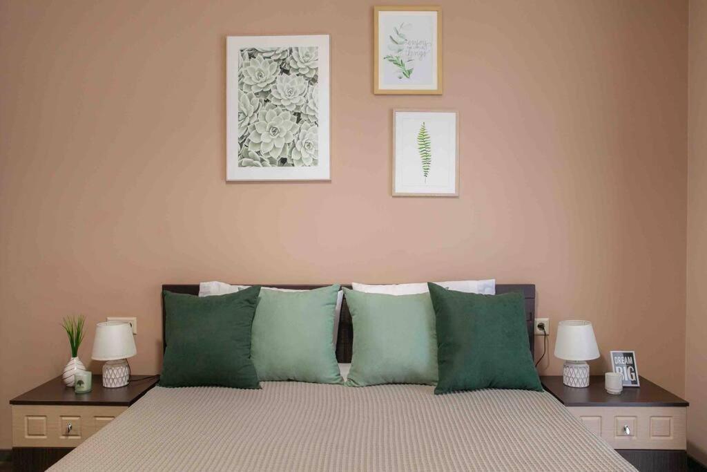 Gg Home - Cozy 1 Bedroom Apartment On Kazbegi Avenue 15 Tbilisi Luaran gambar