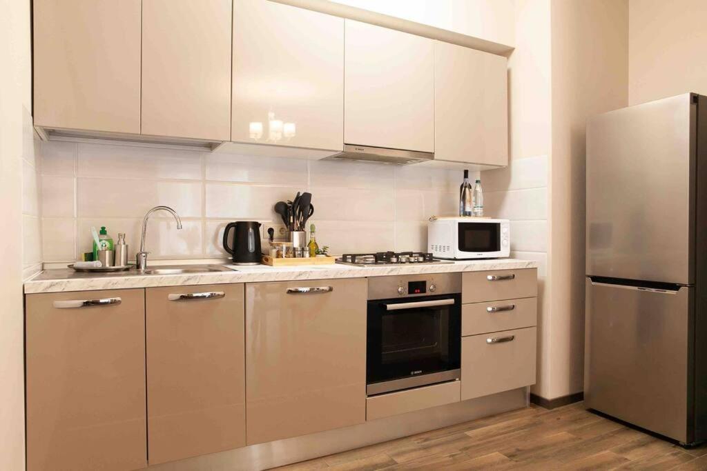 Gg Home - Cozy 1 Bedroom Apartment On Kazbegi Avenue 15 Tbilisi Luaran gambar