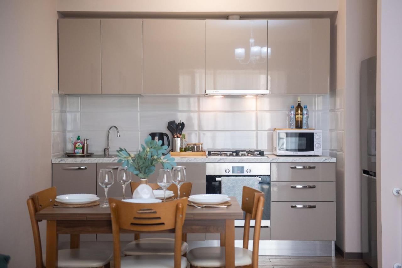 Gg Home - Cozy 1 Bedroom Apartment On Kazbegi Avenue 15 Tbilisi Luaran gambar
