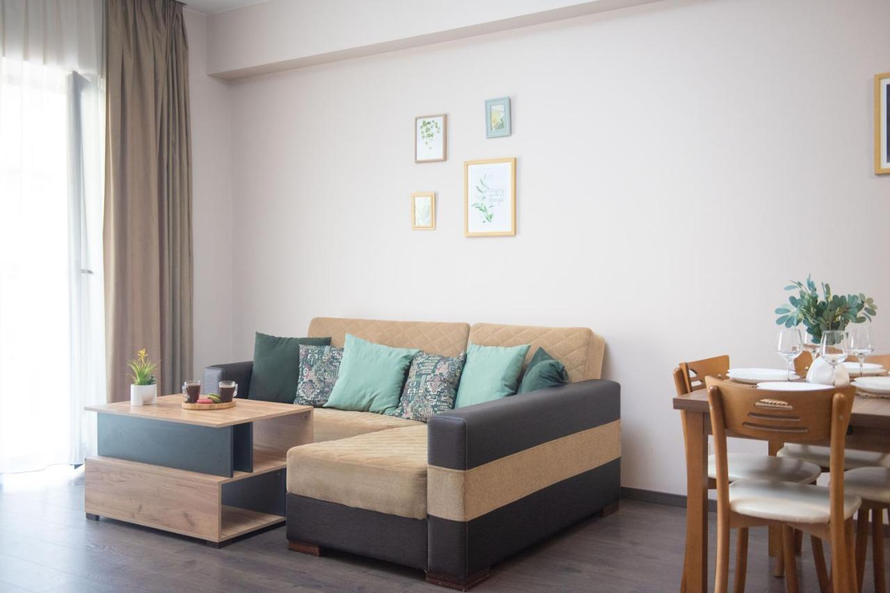 Gg Home - Cozy 1 Bedroom Apartment On Kazbegi Avenue 15 Tbilisi Luaran gambar