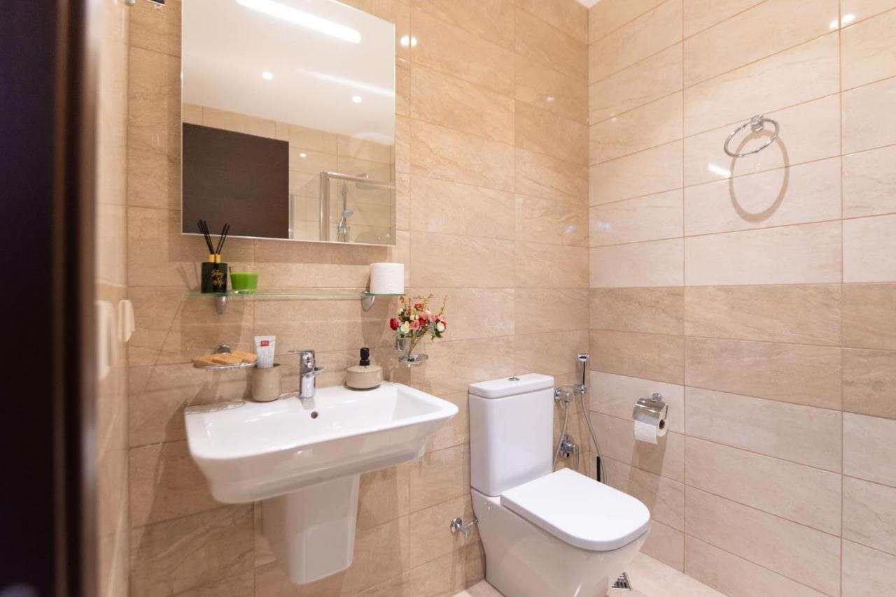 Gg Home - Cozy 1 Bedroom Apartment On Kazbegi Avenue 15 Tbilisi Luaran gambar